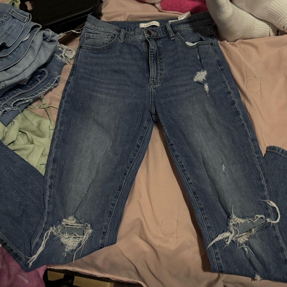 Blue Skinny Jeans with Distressed Details